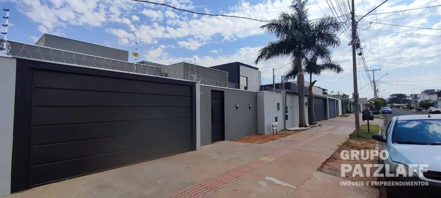 Foto 1 de Casa com 3 quartos à venda, 360m2 em Campo Grande - MS