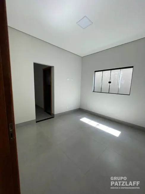 Casa com 3 quartos à venda, 180m2 em Recanto dos Pássaros, Campo Grande - MS - imagem 3 Foto 3 de Casa com 3 quartos à venda, 180m2 em Recanto dos Pássaros, Campo Grande - MS
