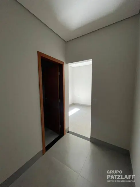 Casa com 3 quartos à venda, 180m2 em Recanto dos Pássaros, Campo Grande - MS - imagem 8 Foto 8 de Casa com 3 quartos à venda, 180m2 em Recanto dos Pássaros, Campo Grande - MS
