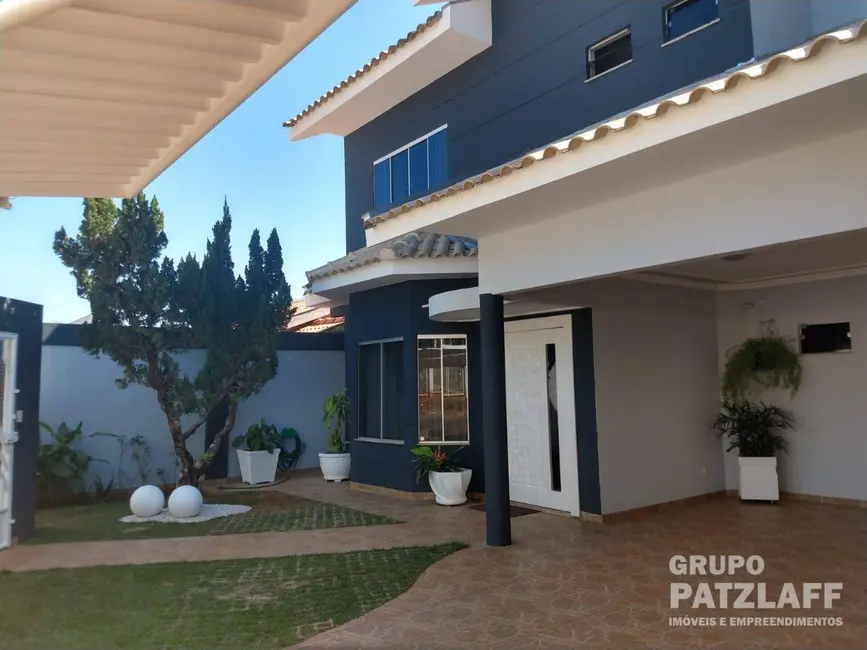 Foto 2 de Sobrado com 4 quartos à venda, 318m2 em Vila Rosa Pires, Campo Grande - MS
