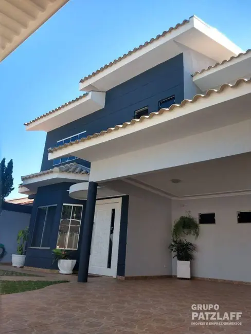 Foto 3 de Sobrado com 4 quartos à venda, 318m2 em Vila Rosa Pires, Campo Grande - MS