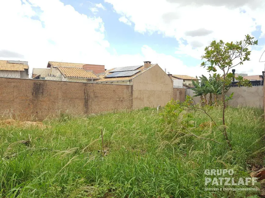 Foto 1 de Terreno / Lote à venda, 300m2 em Campo Grande - MS