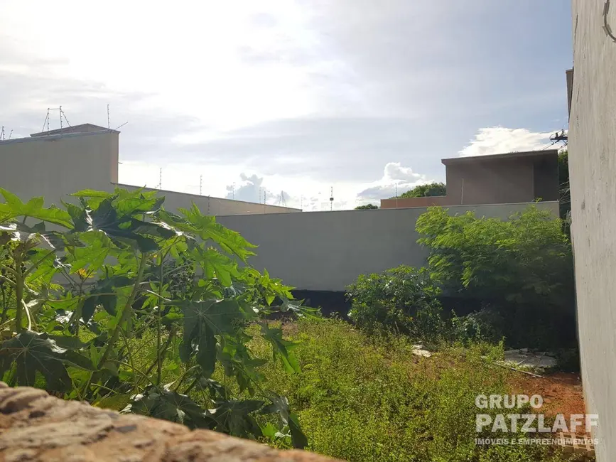 Foto 3 de Terreno / Lote à venda, 218m2 em Caiçara, Campo Grande - MS