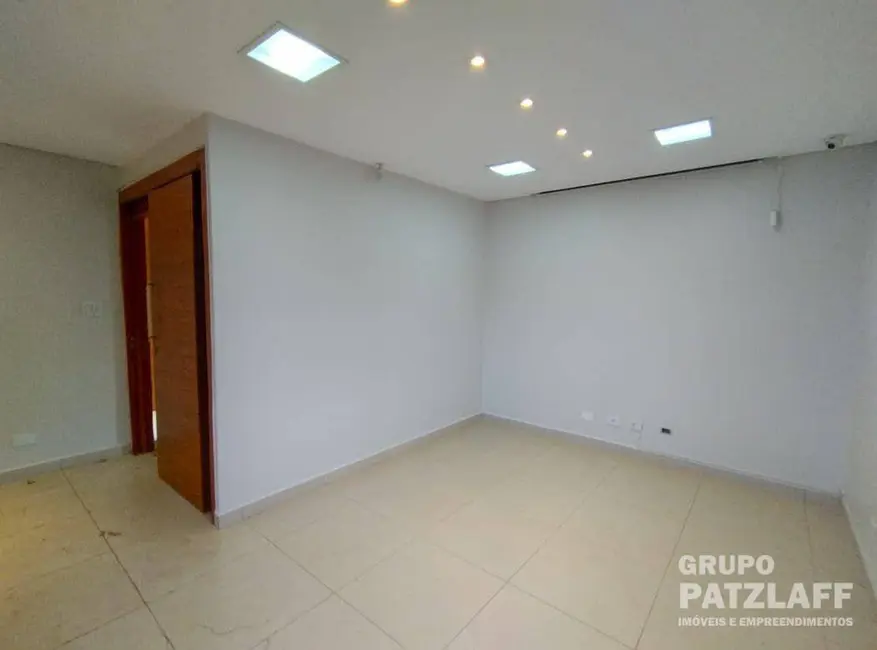Foto 2 de Casa com 4 quartos à venda, 300m2 em Vila Rica, Campo Grande - MS