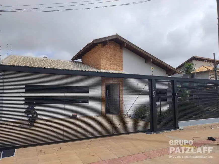 Foto 1 de Casa com 4 quartos à venda, 300m2 em Vila Rica, Campo Grande - MS