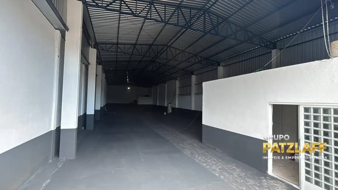 Foto 2 de Armazém / Galpão à venda, 800m2 em Centro, Campo Grande - MS