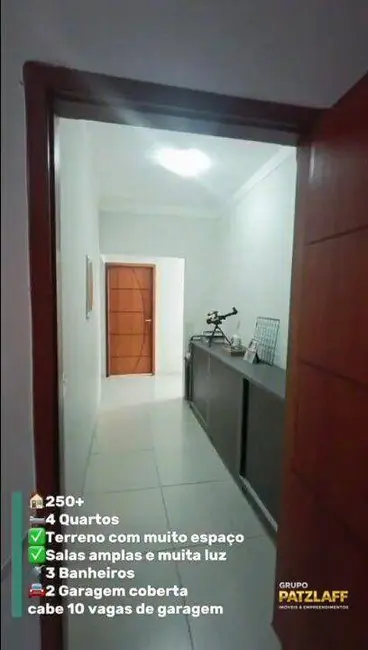 Foto 9 de Casa com 4 quartos à venda, 250m2 em Santo Antônio, Campo Grande - MS