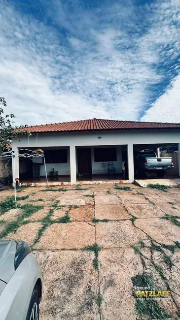 Casa com 5 quartos à venda, 480m2 em Vila Planalto, Campo Grande - MS - imagem 1 Foto 1 de Casa com 5 quartos à venda, 480m2 em Vila Planalto, Campo Grande - MS