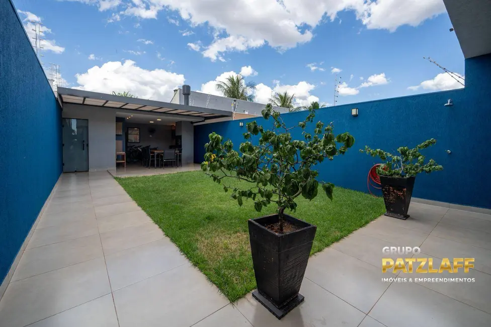 Casa com 3 quartos à venda, 281m2 em Vila Palmira, Campo Grande - MS - imagem 2 Foto 2 de Casa com 3 quartos à venda, 281m2 em Vila Palmira, Campo Grande - MS