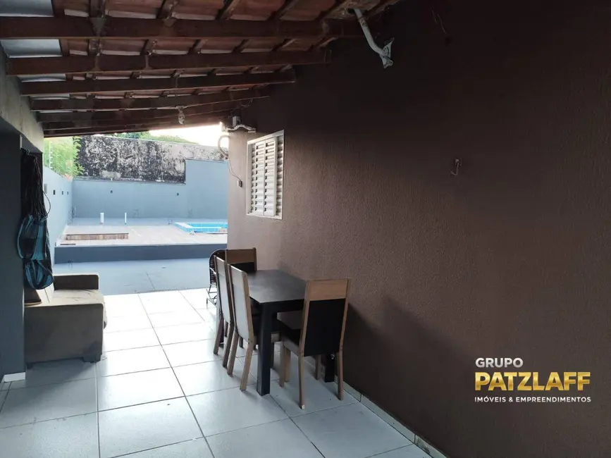 Foto 2 de Casa com 2 quartos à venda, 250m2 em Campo Grande - MS