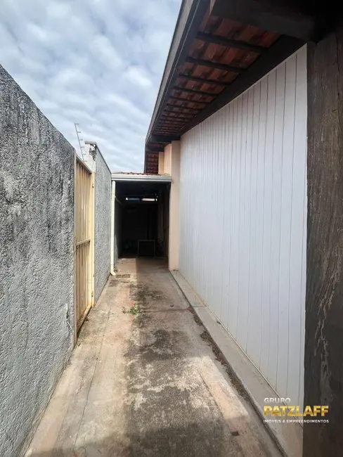 Armazém / Galpão para alugar, 200m2 em Vila Nasser, Campo Grande - MS - imagem 8 Foto 8 de Armazém / Galpão para alugar, 200m2 em Vila Nasser, Campo Grande - MS