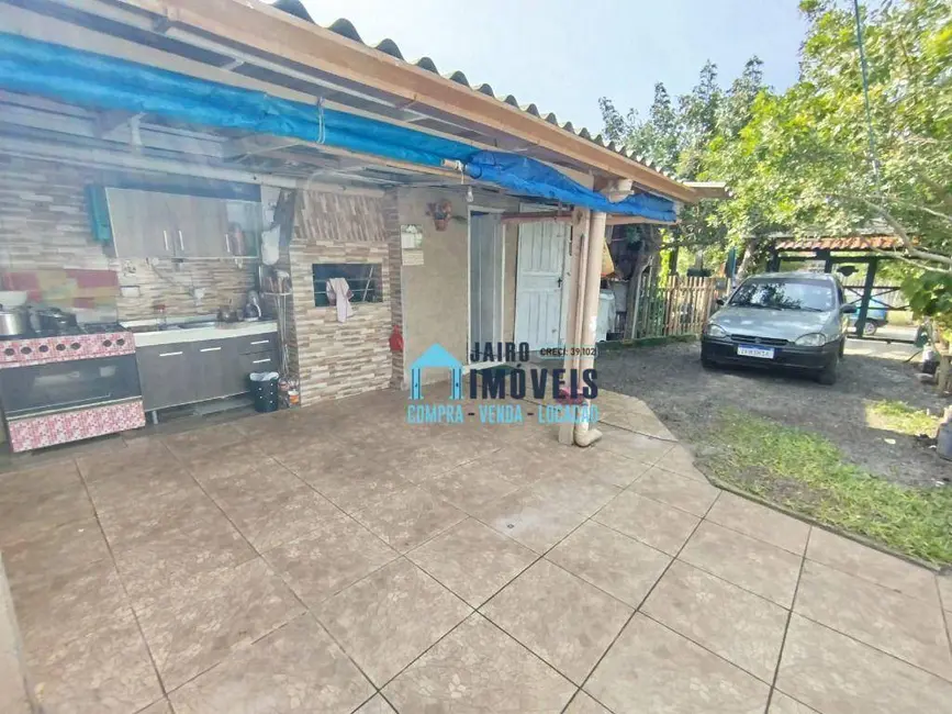 Foto 2 de Casa com 2 quartos à venda, 150m2 em Cidreira - RS