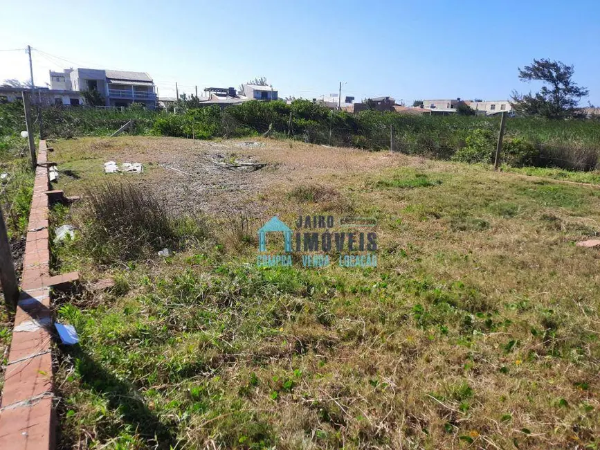 Terreno / Lote à venda, 300m2 em Tramandai - RS - imagem 2 Foto 2 de Terreno / Lote à venda, 300m2 em Tramandai - RS