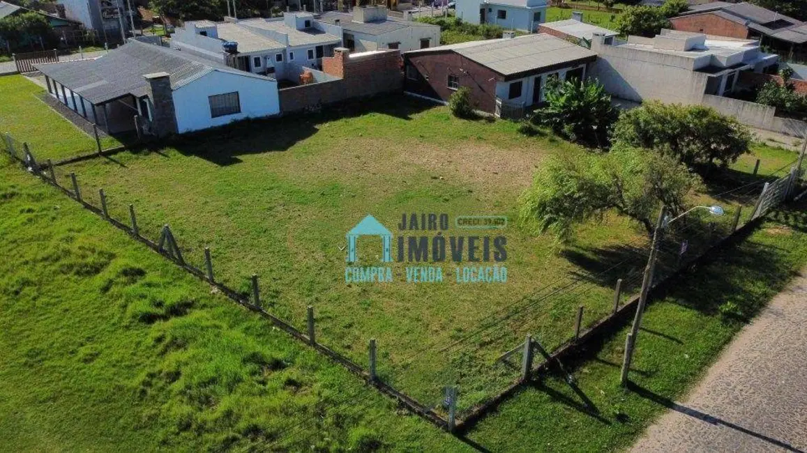 Terreno / Lote à venda, 695m2 em Tramandai - RS - imagem 3 Foto 3 de Terreno / Lote à venda, 695m2 em Tramandai - RS