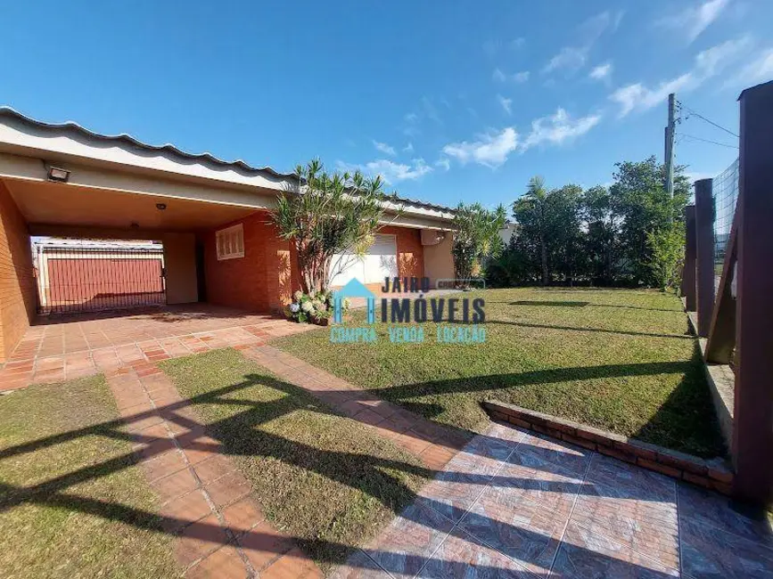 Foto 2 de Casa com 4 quartos à venda, 450m2 em Centro, Balneario Pinhal - RS