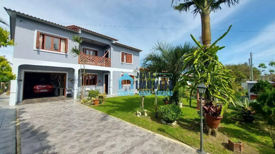 Foto 2 de Casa com 4 quartos à venda, 450m2 em Centro, Balneario Pinhal - RS