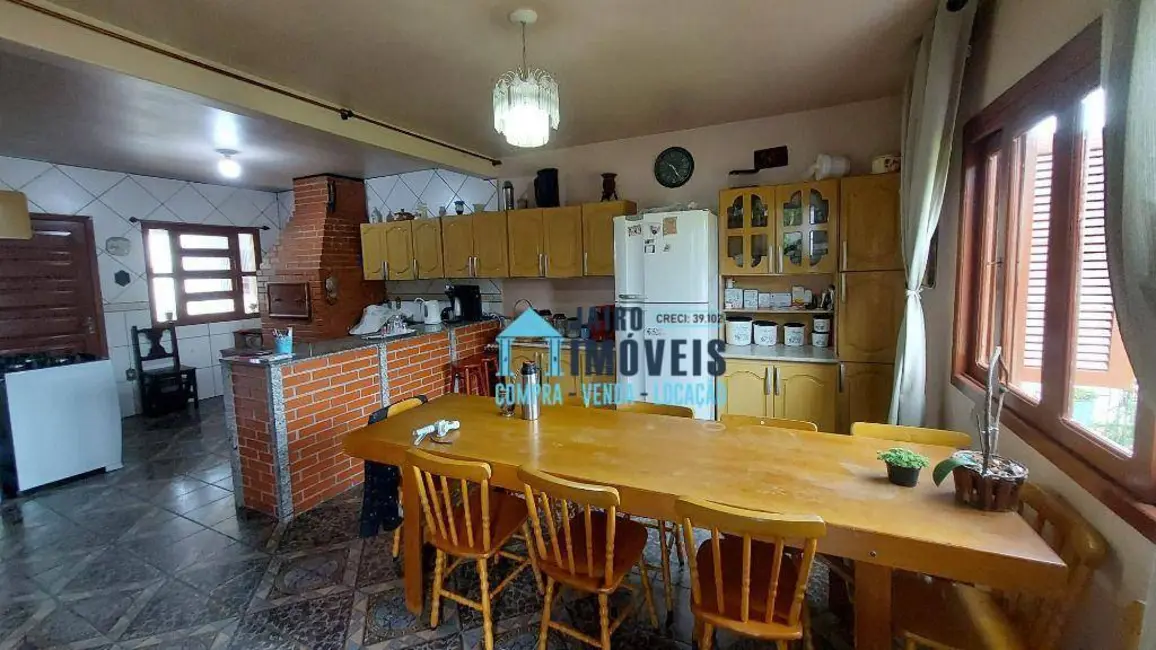 Foto 6 de Casa com 4 quartos à venda, 450m2 em Centro, Balneario Pinhal - RS