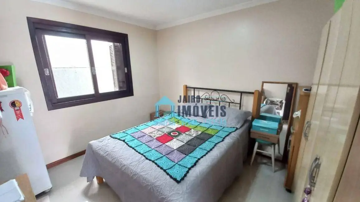 Sobrado com 3 quartos à venda, 150m2 em Tramandai - RS - imagem 9 Foto 9 de Sobrado com 3 quartos à venda, 150m2 em Tramandai - RS