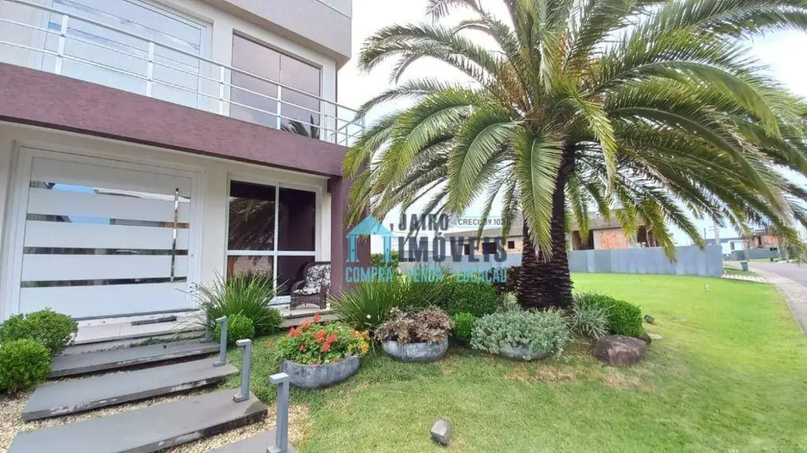 Sobrado com 4 quartos à venda, 381m2 em Tramandai - RS - imagem 3 Foto 3 de Sobrado com 4 quartos à venda, 381m2 em Tramandai - RS