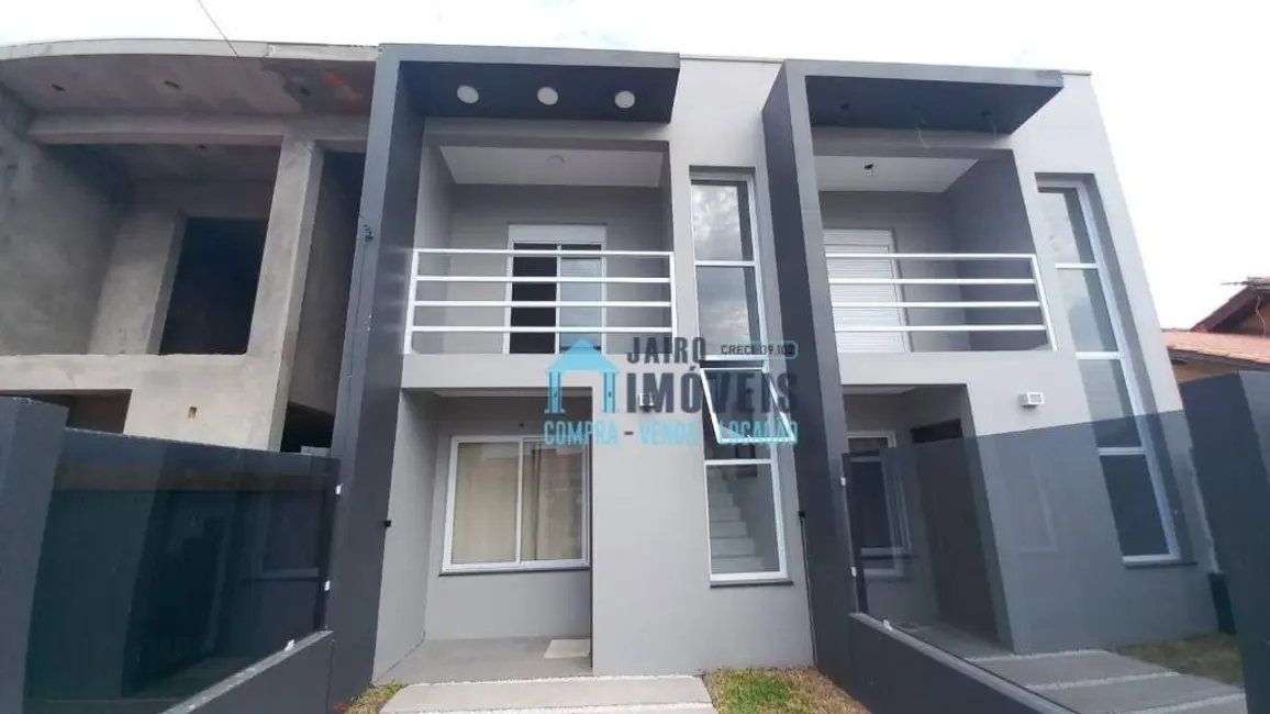 Sobrado com 2 quartos à venda em Tramandai - RS - imagem 1 Foto 1 de Sobrado com 2 quartos à venda em Tramandai - RS