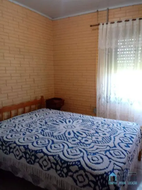 Casa com 3 quartos à venda, 360m2 em Centro, Tramandai - RS - imagem 8 Foto 8 de Casa com 3 quartos à venda, 360m2 em Centro, Tramandai - RS