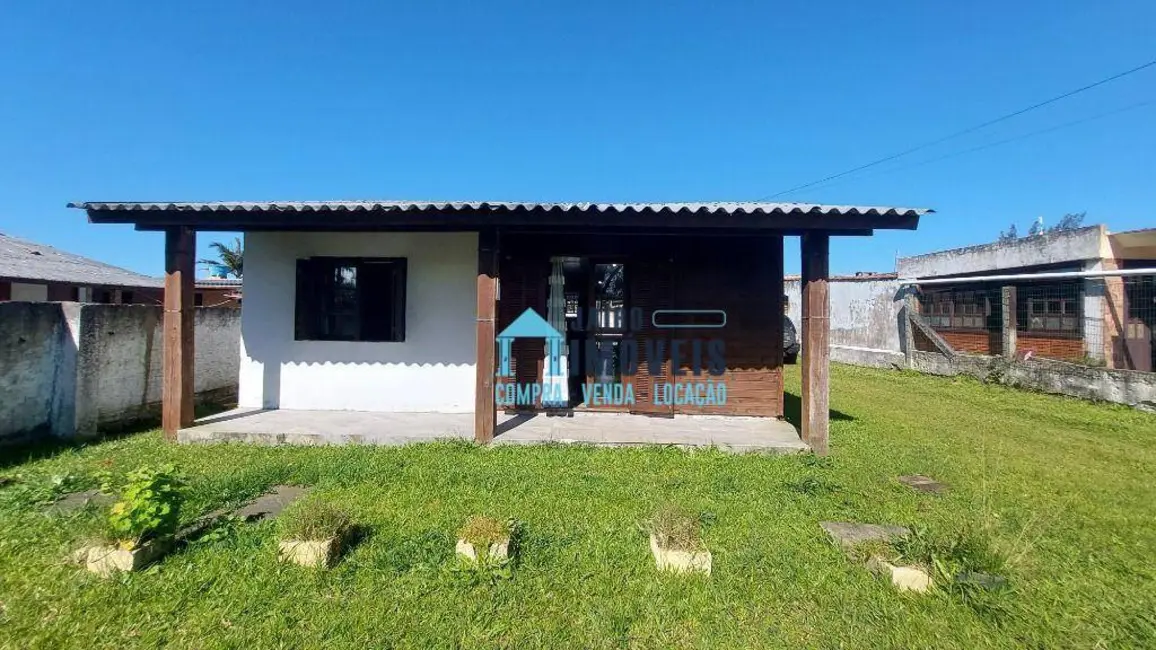 Foto 2 de Casa com 2 quartos à venda, 450m2 em Centro, Balneario Pinhal - RS