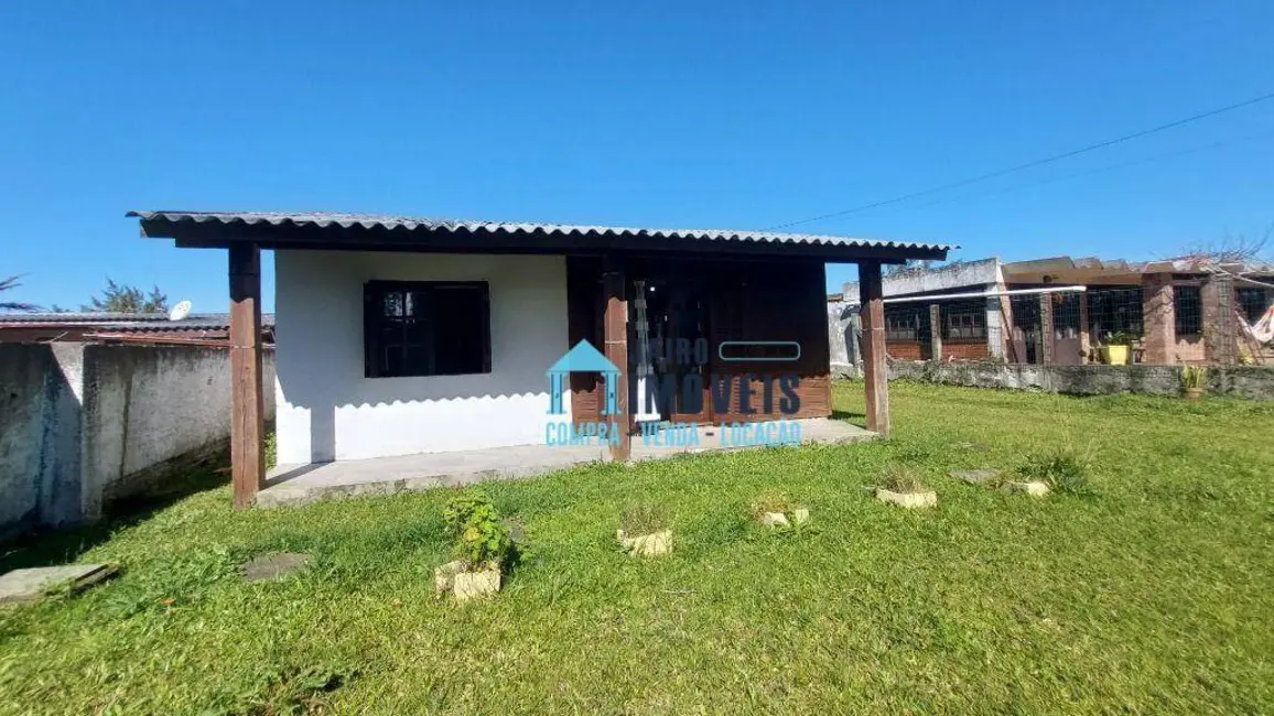 Foto 1 de Casa com 2 quartos à venda, 450m2 em Centro, Balneario Pinhal - RS