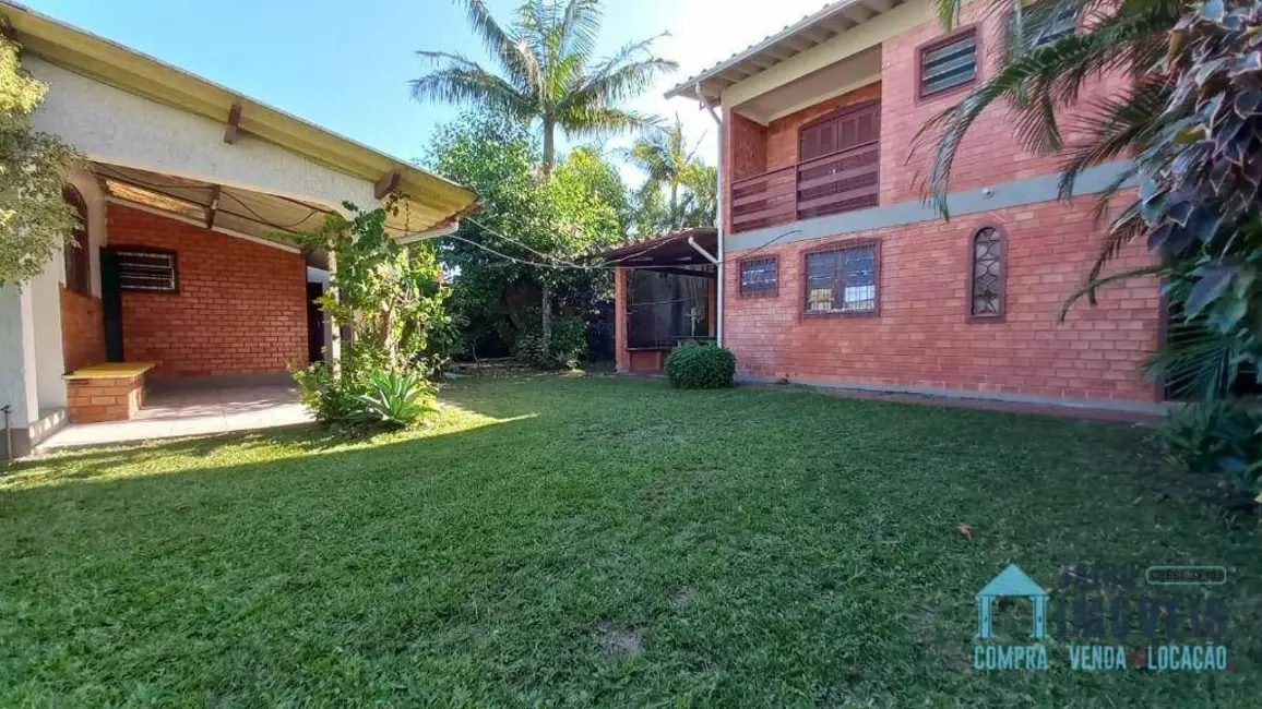 Casa com 3 quartos à venda, 680m2 em Centro, Tramandai - RS - imagem 1 Foto 1 de Casa com 3 quartos à venda, 680m2 em Centro, Tramandai - RS