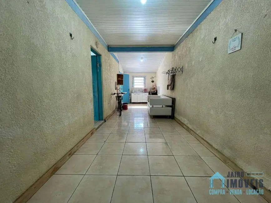 Foto 13 de Casa com 3 quartos à venda, 300m2 em Tramandai - RS