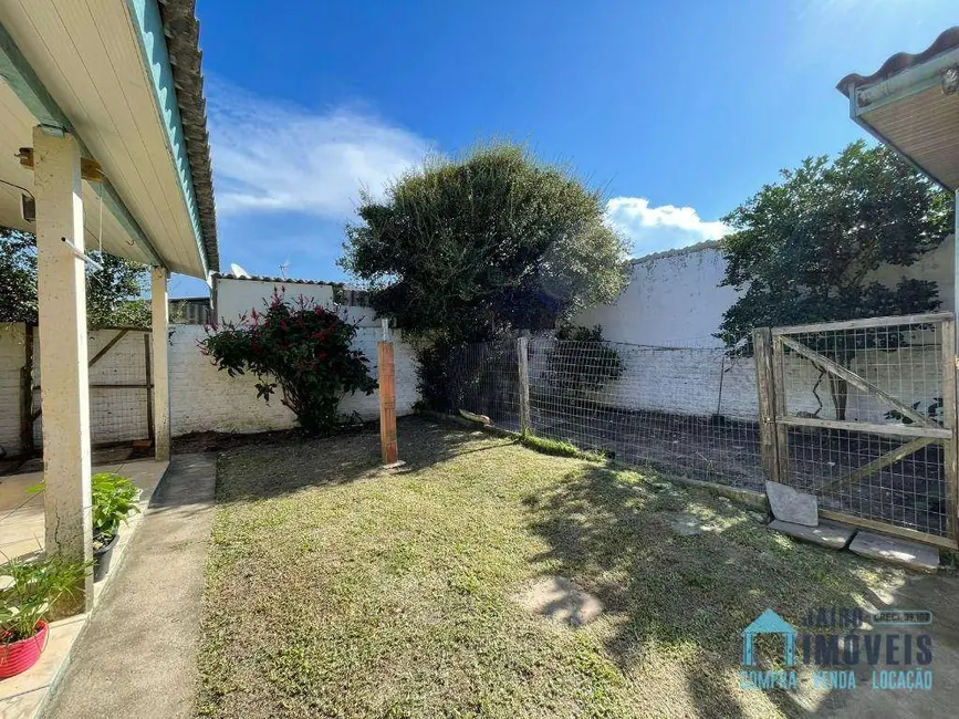 Foto 15 de Casa com 3 quartos à venda, 300m2 em Tramandai - RS