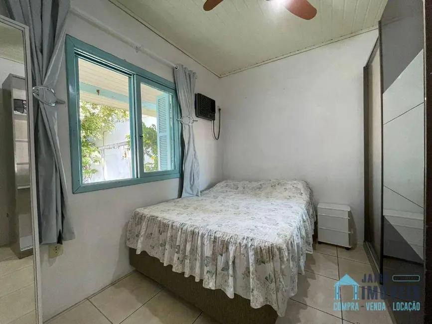 Casa com 3 quartos à venda, 300m2 em Tramandai - RS - imagem 9 Foto 9 de Casa com 3 quartos à venda, 300m2 em Tramandai - RS