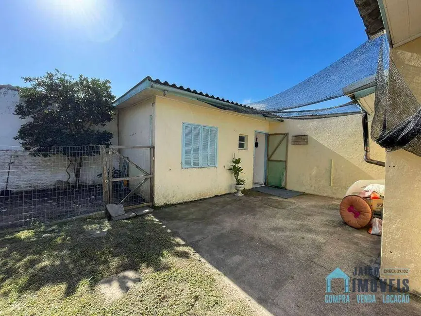 Foto 14 de Casa com 3 quartos à venda, 300m2 em Tramandai - RS