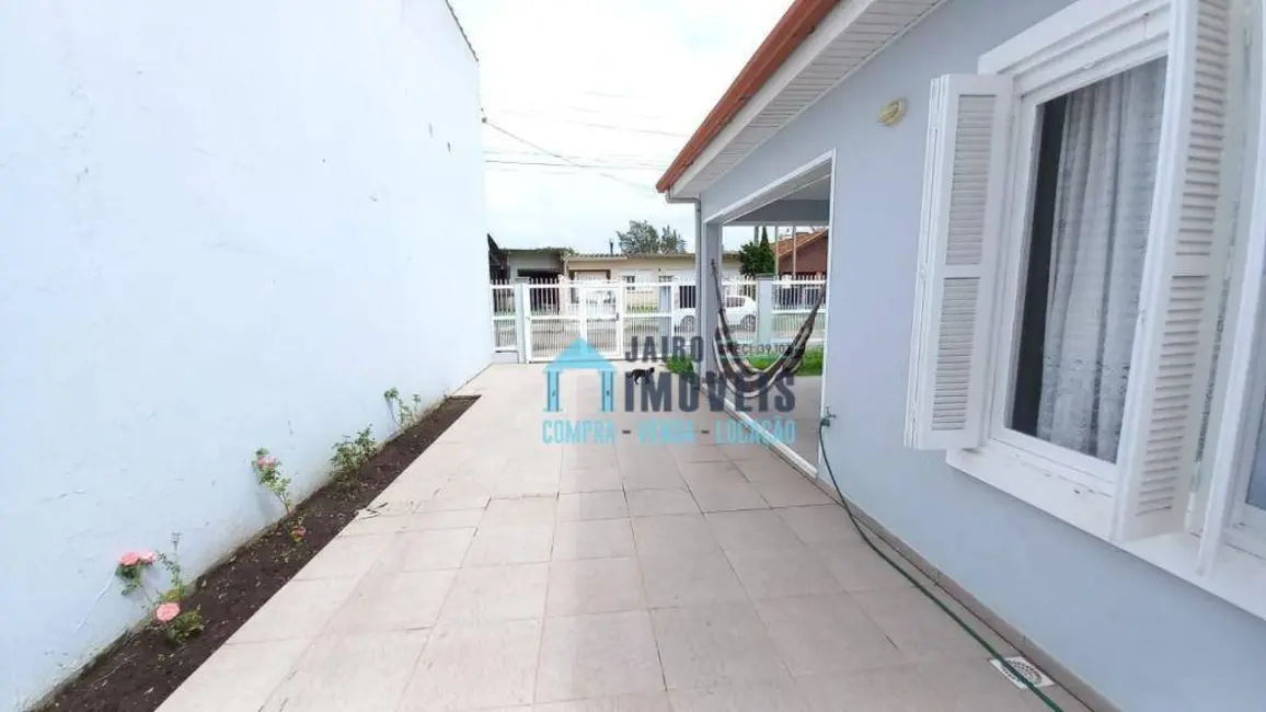 Casa com 3 quartos à venda, 300m2 em Centro, Tramandai - RS - imagem 5 Foto 5 de Casa com 3 quartos à venda, 300m2 em Centro, Tramandai - RS