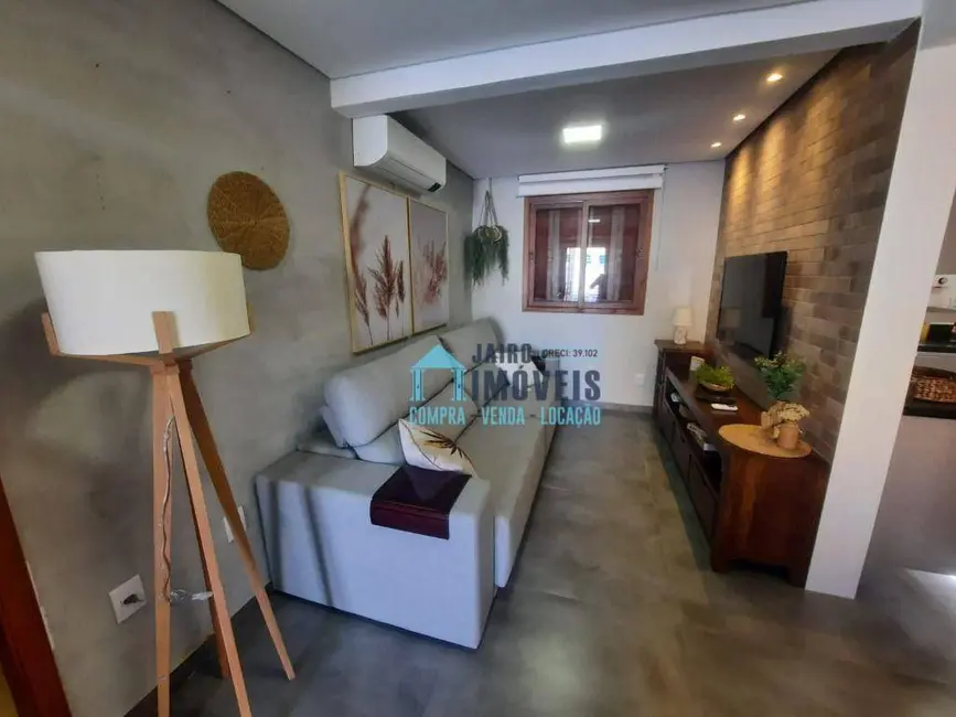 Casa com 3 quartos à venda, 160m2 em Tramandai - RS - imagem 8 Foto 8 de Casa com 3 quartos à venda, 160m2 em Tramandai - RS