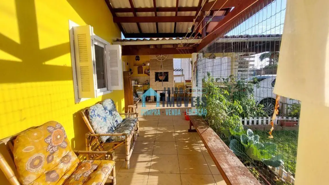 Foto 17 de Casa com 3 quartos à venda em Tramandai - RS