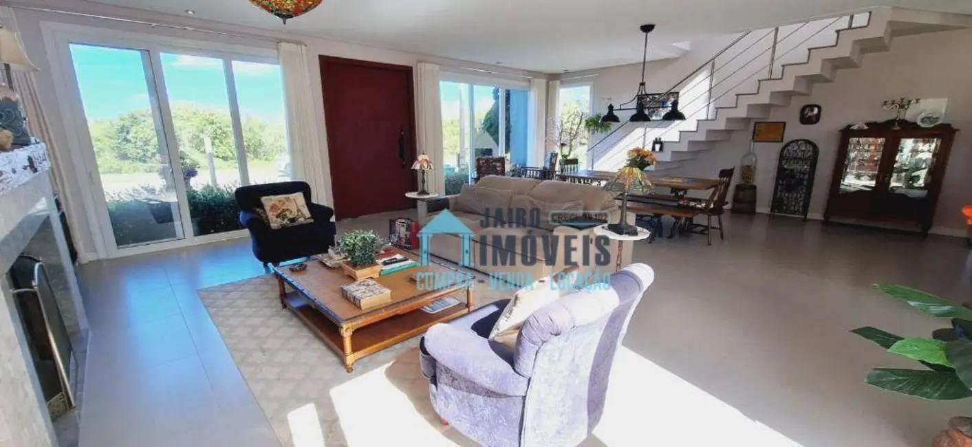 Casa de Condomínio com 3 quartos à venda, 213m2 em Tramandai - RS - imagem 5 Foto 5 de Casa de Condomínio com 3 quartos à venda, 213m2 em Tramandai - RS