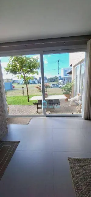 Casa de Condomínio com 3 quartos à venda, 213m2 em Tramandai - RS - imagem 7 Foto 7 de Casa de Condomínio com 3 quartos à venda, 213m2 em Tramandai - RS