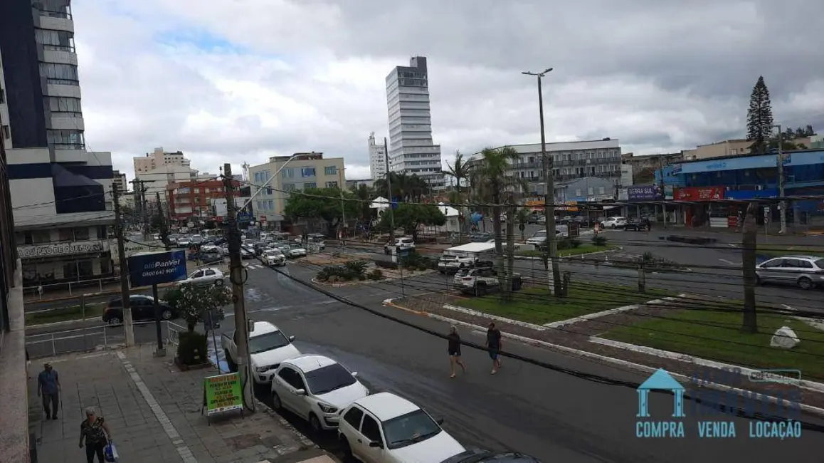 Apartamento com 3 quartos à venda, 94m2 em Centro, Tramandai - RS - imagem 4 Foto 4 de Apartamento com 3 quartos à venda, 94m2 em Centro, Tramandai - RS