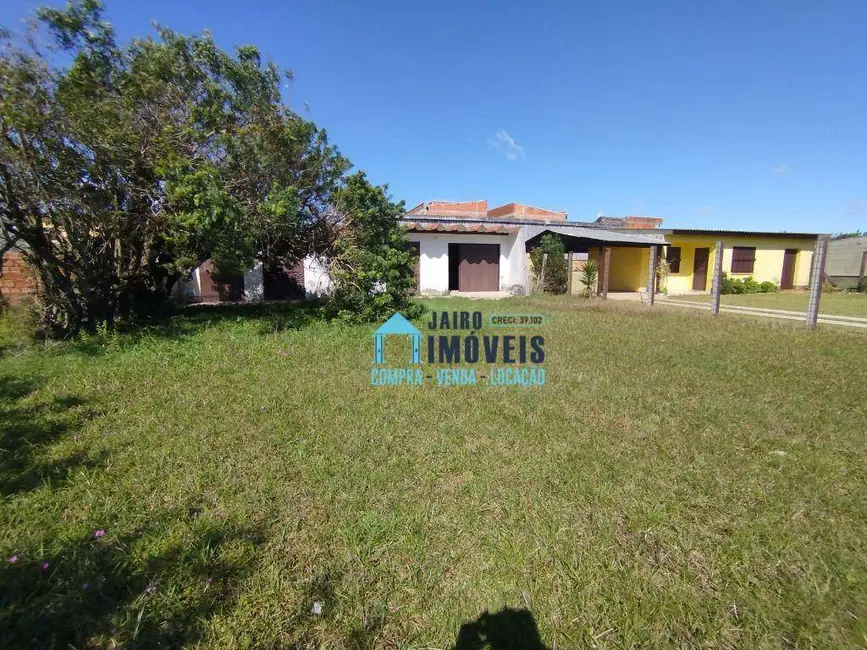 Foto 2 de Casa com 3 quartos à venda, 450m2 em Centro, Balneario Pinhal - RS