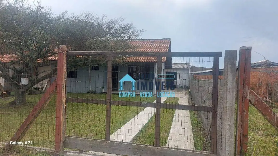 Casa com 3 quartos à venda, 360m2 em Tramandai - RS - imagem 1 Foto 1 de Casa com 3 quartos à venda, 360m2 em Tramandai - RS