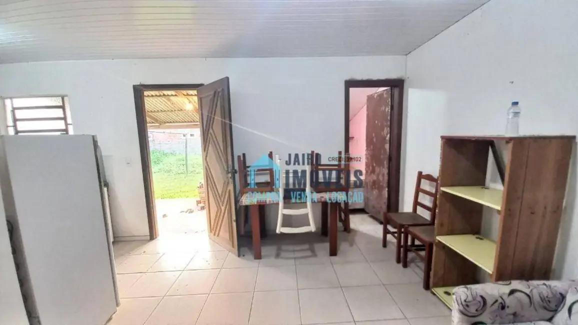 Casa com 2 quartos à venda, 360m2 em Tramandai - RS - imagem 3 Foto 3 de Casa com 2 quartos à venda, 360m2 em Tramandai - RS