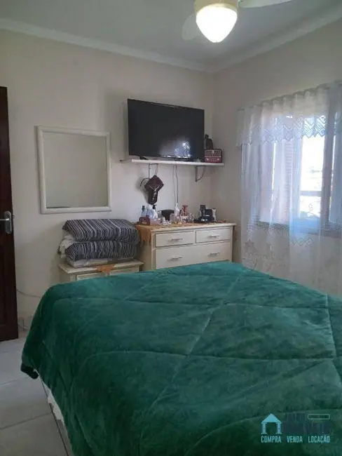 Casa com 2 quartos à venda, 129m2 em Centro, Tramandai - RS - imagem 8 Foto 8 de Casa com 2 quartos à venda, 129m2 em Centro, Tramandai - RS