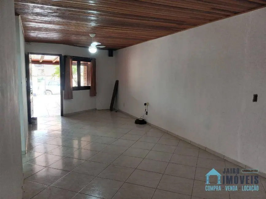 Casa com 2 quartos à venda, 196m2 em Tramandai - RS - imagem 8 Foto 8 de Casa com 2 quartos à venda, 196m2 em Tramandai - RS
