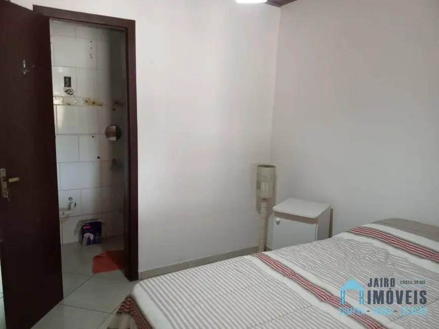 Foto 10 de Casa com 2 quartos à venda, 196m2 em Tramandai - RS