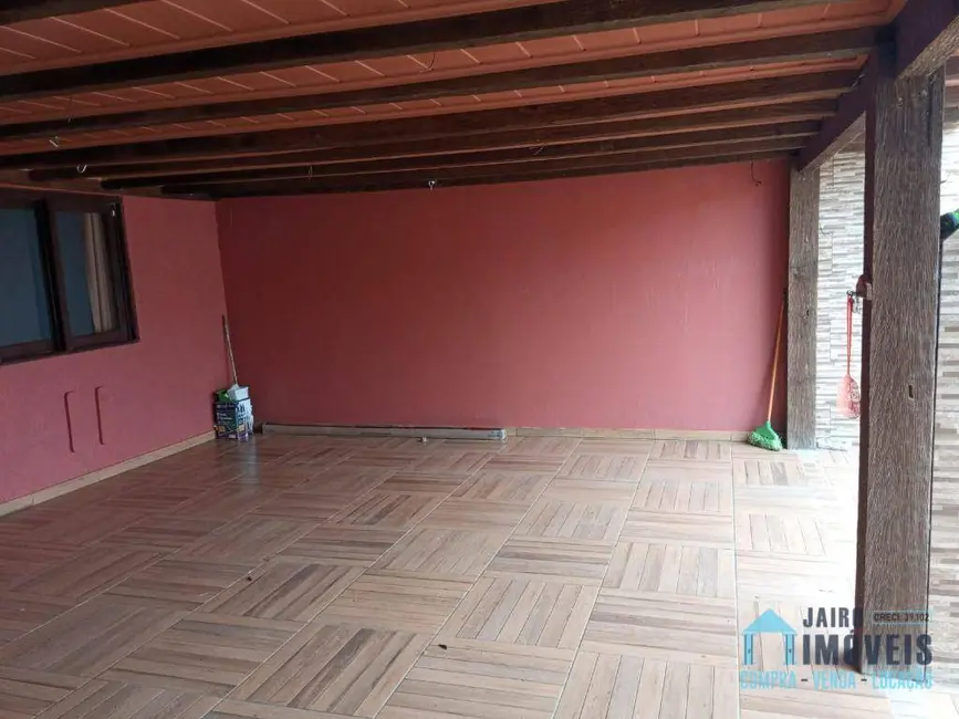 Casa com 2 quartos à venda, 196m2 em Tramandai - RS - imagem 6 Foto 6 de Casa com 2 quartos à venda, 196m2 em Tramandai - RS