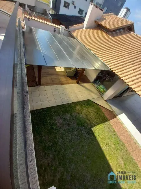 Foto 11 de Casa com 3 quartos à venda, 555m2 em Centro, Tramandai - RS