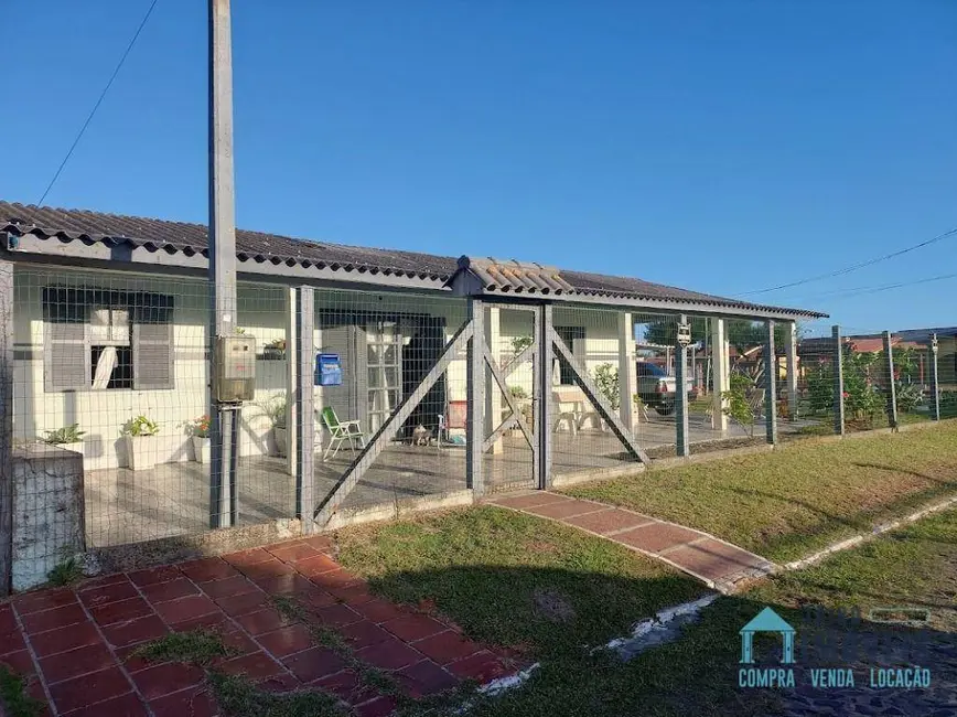 Foto 3 de Casa com 3 quartos à venda, 450m2 em Centro, Balneario Pinhal - RS