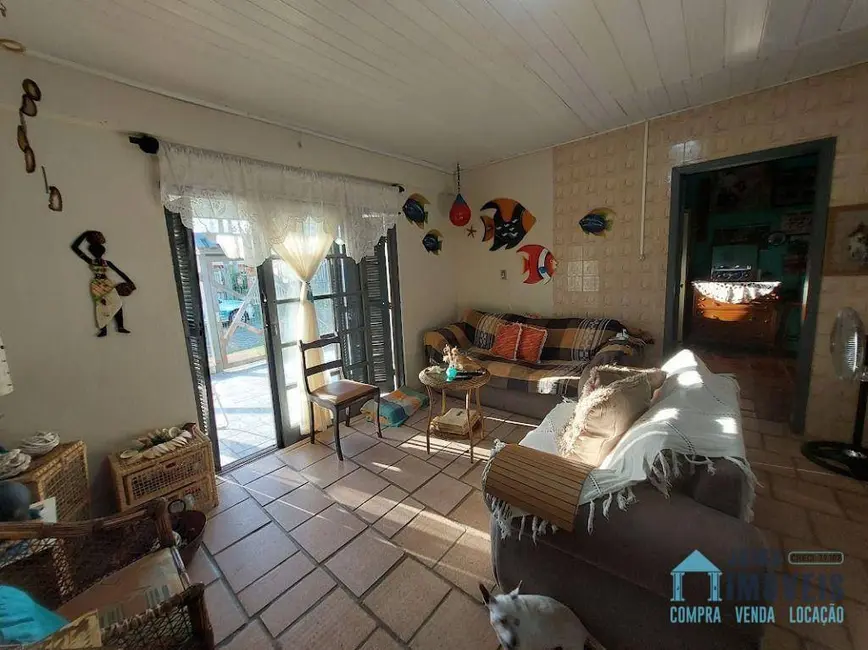 Foto 4 de Casa com 3 quartos à venda, 450m2 em Centro, Balneario Pinhal - RS