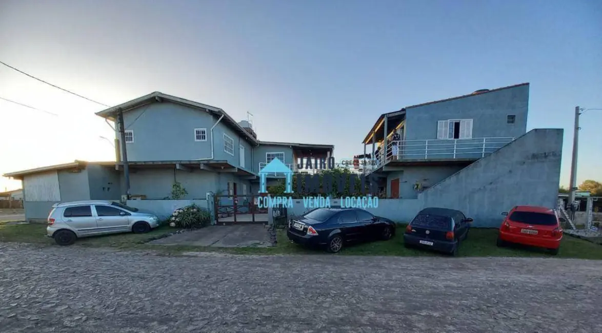 Pousada com 10 quartos à venda, 405m2 em Tramandai - RS - imagem 1 Foto 1 de Pousada com 10 quartos à venda, 405m2 em Tramandai - RS