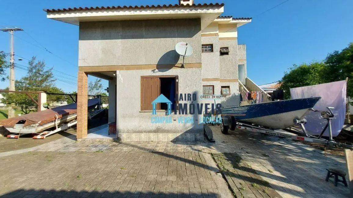 Sobrado com 4 quartos à venda, 450m2 em Balneario Pinhal - RS - imagem 1 Foto 1 de Sobrado com 4 quartos à venda, 450m2 em Balneario Pinhal - RS